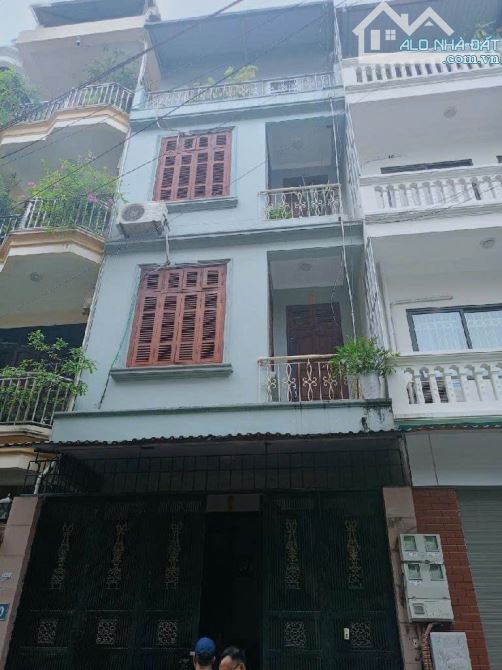 PHỐ NGUYÊN HỒNG 62M2  MT4.5  GIÁ 23.8 TỶ ,  OTO, NHÀ DÂN, VỈA HÈ, KINH DOANH - 1
