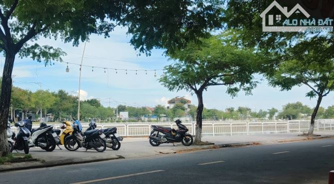Chuyển nhượng Lô đất 2800m2 3 mặt tiền đường Tôn Đức Thắng Thành phố Hội An Quảng Nam - 1