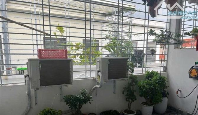 Chủ chuyển công tác bán nhà ngõ 99 Nguyễn Văn Hới dt 50m - mt 4,21m - Tây Bắc - 5,5 tỷ - 1