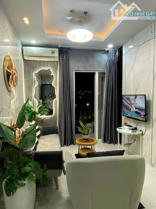 Cần bán căn hộ sân vườn tâm huyết 140m2 tầng 4, TT Đà Nẵng, sổ đỏ lâu dài - 1