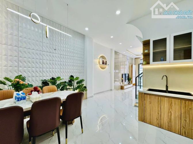 Siêu Phẩm Hẻm Xe Hơi🆘Dương Quảng Hàm P5🆘4X12M (NH 5M) 3 Lầu 4pn 5wc🆘7,9 tỷ - 13