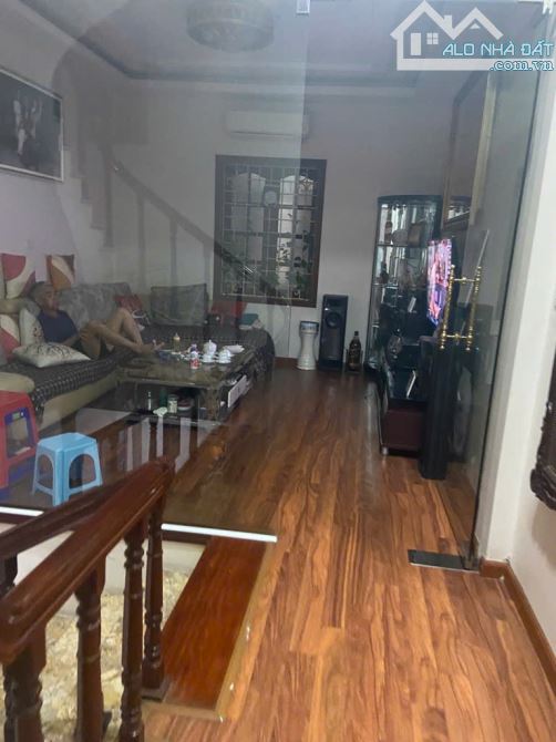 HOÀNG QUỐC VIỆT  55M2  MT4  GIÁ 15.5  TỶ , OTO, KINH DOANH, VỈA HÈ - 2