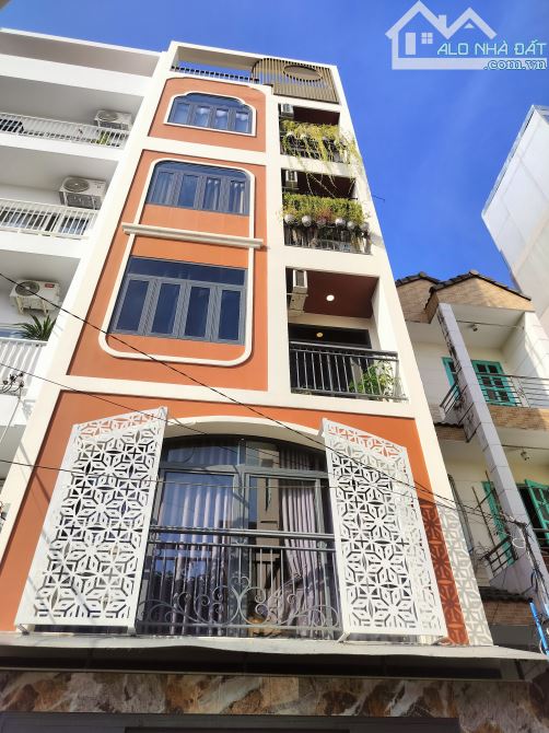 BÁN CHDV 5 TẦNG - 8 CHDV - KHOÁN 36TR/TH- 5 x 18- THANG MÁY - PHAN VĂN TRỊ-CHỈ 13 TỶ 9 - 2