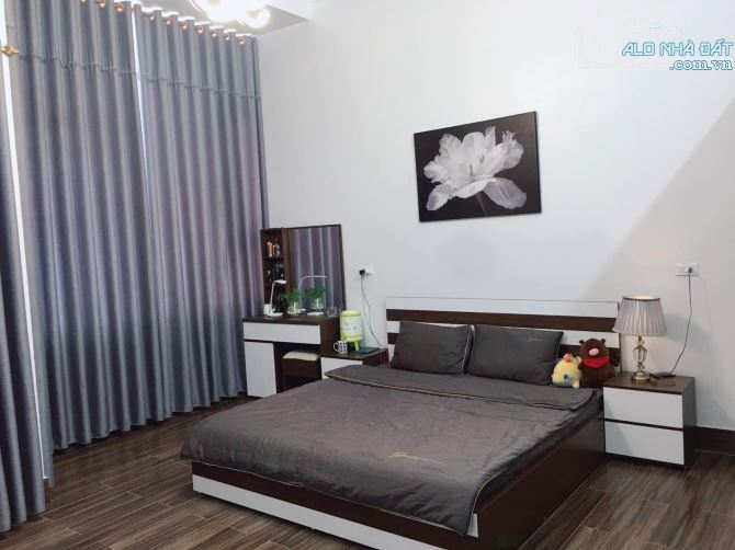 Hẻm 8m siêu đẹp - khu K300 - Đường A4 ,Trương Hoàng Thanh - DT: 5.3 x 14m (72m2) - 12.9 Tỷ - 2