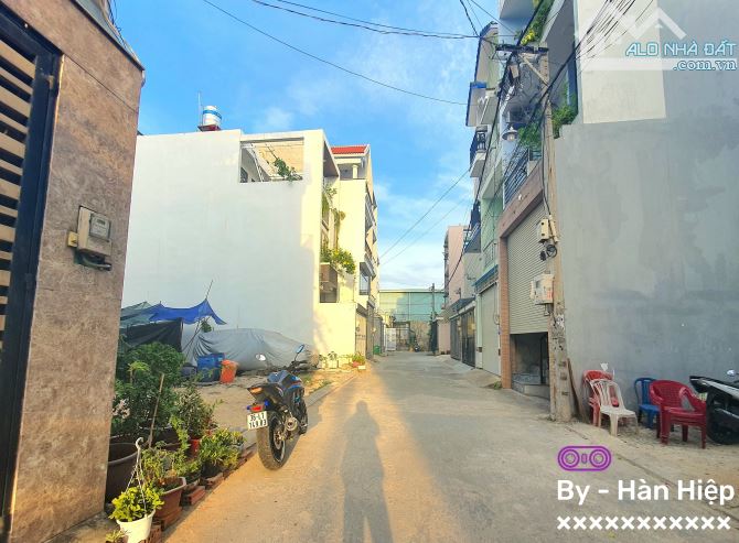 bán đất hẻm 60 Hoàng Hữu Nam, Quận 9, Gần ngã ba mỹ thành. - Diện tích 55m2 - 2