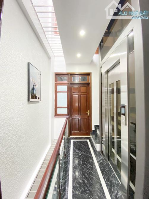 Bán nhà đẹp Phố Tây Văn Cao. DT 61m2 x 5T Thang Máy - 3