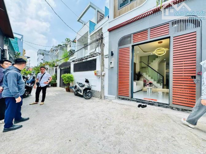 Siêu Phẩm Hẻm Xe Hơi🆘Dương Quảng Hàm P5🆘4X12M (NH 5M) 3 Lầu 4pn 5wc🆘7,9 tỷ - 3