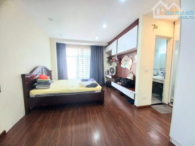 Nhà Văn La khu tiếp giáp KĐT Văn Phú 50 m2 x 5 tầng mtien 5 m giá 12.8 tỷ - 4