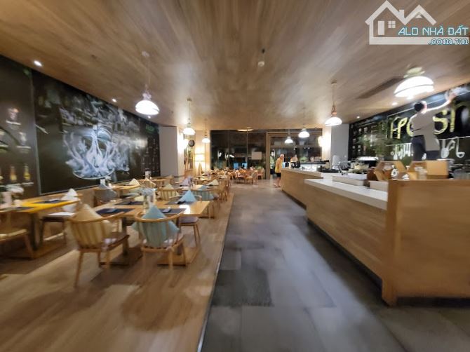 Bán khách sạn 4 sao Fusion Suites Sài Gòn - số 3-5 Sương Nguyệt Ánh. Quận 1. Giá 850 tỷ - 4
