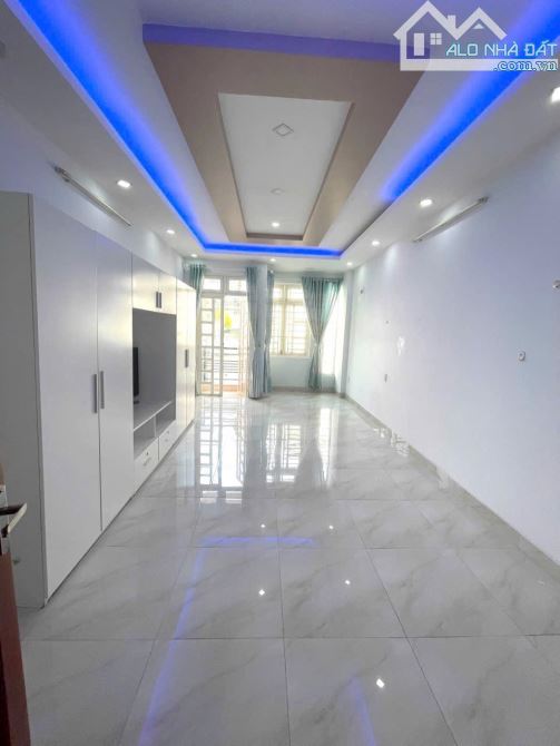 Giảm 800tr còn 5,95 tỷ- Nhà Phan Tây Hồ- Phú Nhuận-40m2-5T-hẻm 4,5m - 5
