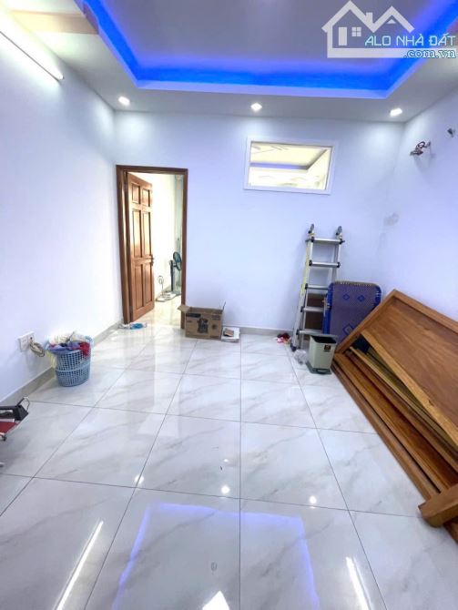 Giảm 800tr còn 5,95 tỷ- Nhà Phan Tây Hồ- Phú Nhuận-40m2-5T-hẻm 4,5m - 6