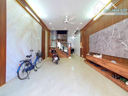 Bán nhà đẹp Phố Tây Văn Cao. DT 61m2 x 5T Thang Máy - 7