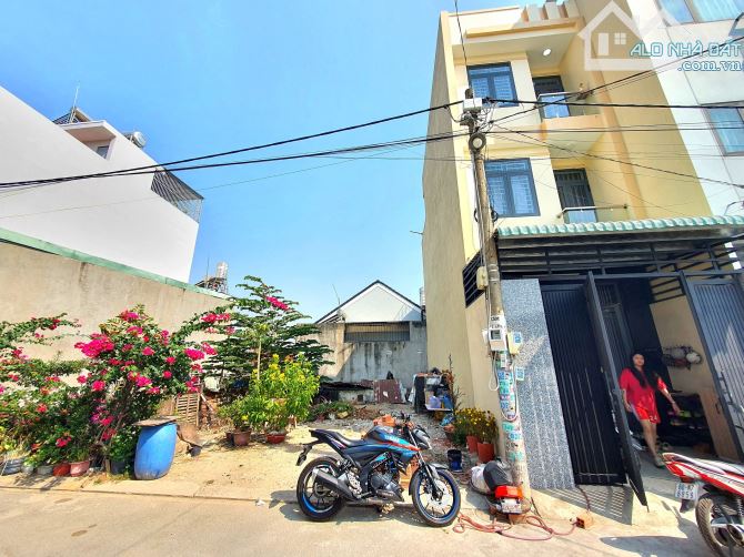 bán đất hẻm 60 Hoàng Hữu Nam, Quận 9, Gần ngã ba mỹ thành. - Diện tích 55m2 - 3
