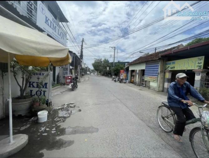 Bán nhà mặt tiền kinh doanh đường Lương Đình Của, Xã Vĩnh Ngọc , tp. Nha Trang 4,4 tỷ