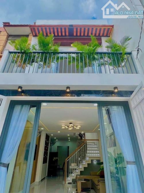 Ngân hàng thanh lý nhà HxH Nguyễn Sỹ Sách,P13,Tân Bình, Giá 2tỷ650/54m2, SHR, BTCT