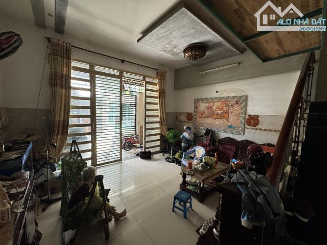 🏡 NHÀ 2 TẦNG HẺM Ô TÔ - 60 M2 - 2 PN- 2 WC- CHỈ 4.3 TỎI.