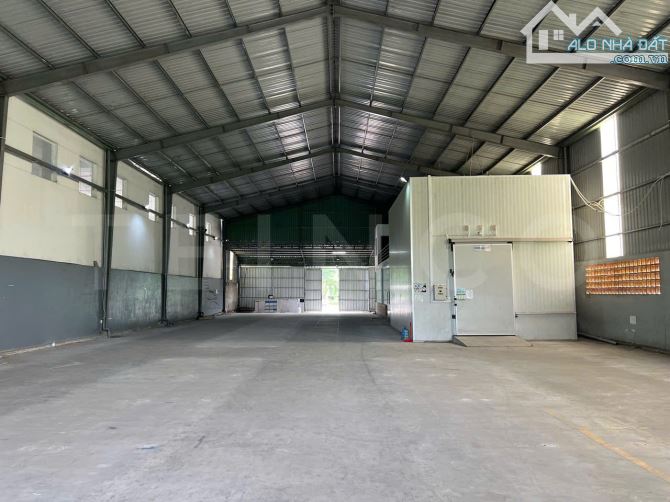 Kho xưởng 850m² có PCCC mặt tiền đường Võ Nguyên Giáp, có điện 3 pha, lộ Container