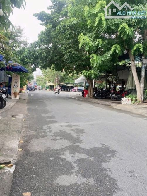 Mặt tiền đường số 14A cư xá Ngân Hàng Tân Thuận Tây Q7, 2 tầng 133m2 ngang 7m 22 tỷ