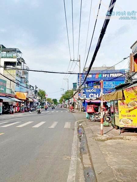 Mặt tiền chợ Hoàng Minh Đạo 7x15 nở hậu 4 tầng đúc chỉ 35 tỷ