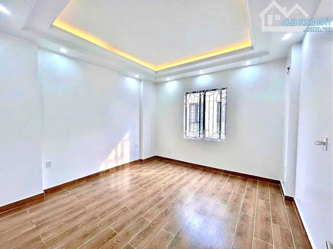 Nhà đẹp xây mới gần vòng xuyến Lê Hồng Phong - Ngô Gia Tự.DT 50m2 x 4T - 10