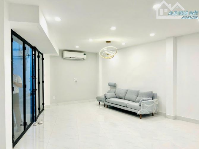 Nhà đẹp mới, bề ngang 11m khu VIP Nguyễn Văn Đậu Bình Thạnh - 1