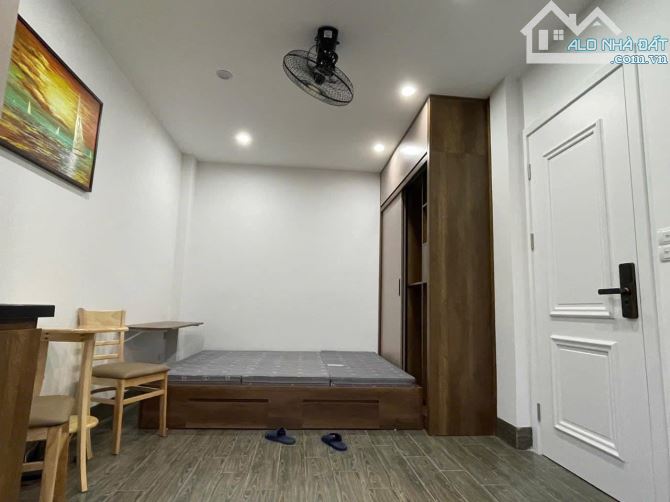 Toà CCMN Hạ Yên Quyết, 65m2*5T thang máy, 3 thoáng, PCCC đầy đủ, 13P KK, dt 80 triệu/ th - 1