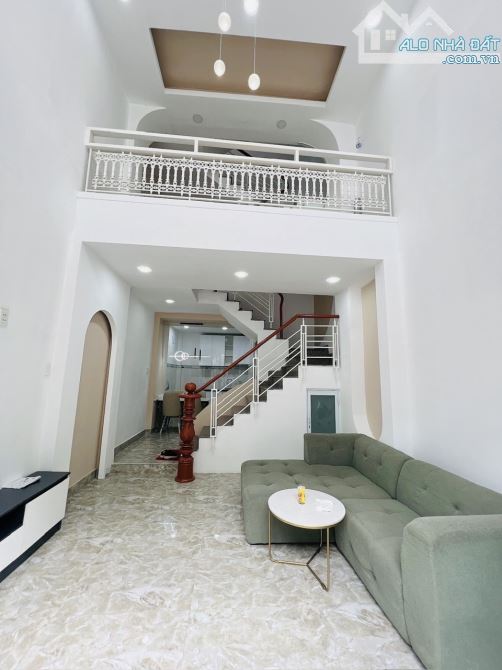 Siêu phẩm đẹp lung linh 3 tầng sân thượng chill 40M2 hẻm 5m 1 sẹc sát MT 4PN SHR 5.4 tỷ - 1