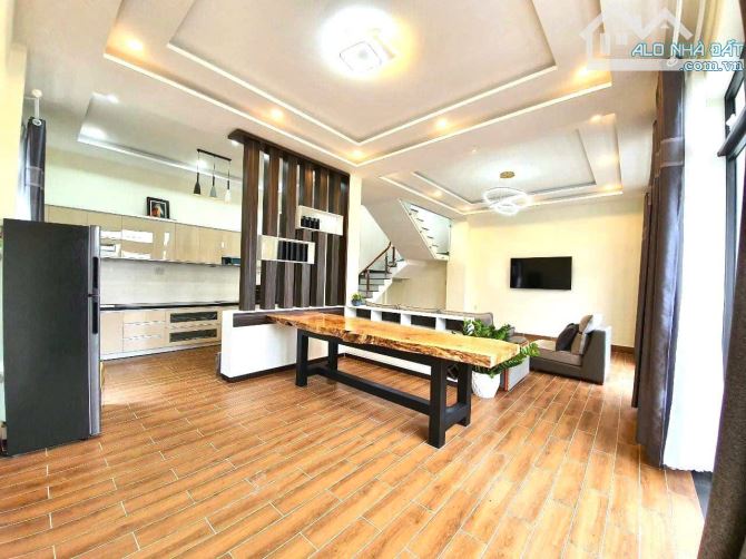 Mua villa tặng cây Mai Anh Đào Giảm còn 12ty5 Villa ở Trần Quang Khải phường 8 - 1