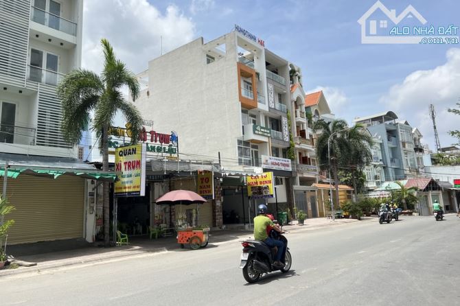 CHÍNH CHỦ BÁN ĐẤT HẺM THÀNH THÁI, PHƯỜNG 12, Q.10, Giá 3tỷ2/ 70,8M2, SHR, XDTD, - 1