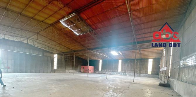 Cho thuê xưởng 1000m2 gần trường nghề Hoà Bình - xã hố nai 3 - 1