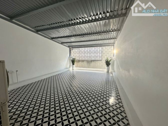 Bán nhà Vũ Tông Phan, DT 80m2, 6 Tầng, Thang máy, Ô tô, Giá 8 tỷ - 1