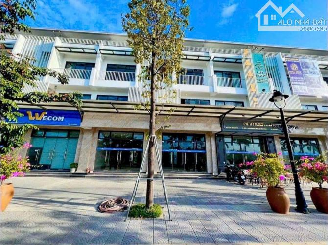 Bán căn shophouse Eco Garden đã hoàn thiện có sổ giá tốt - 1