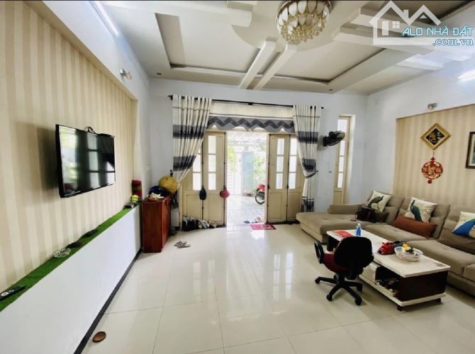 🔥NHÀ LÔ GÓC TRẦN VĂN DƯ - 2 TẦNG- 120 M2- SÁT ĐƯỜNG BIỂN VÕ NGUYÊN GIÁP- GIÁ 11, X TỶ - 1