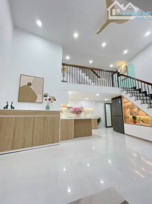 Ngon - Đẹp - Hợp lý nhà trung tâm Đống Đa 40m2 x Mặt tiền (5m) - Ngõ thoáng, xe ba gác - 1