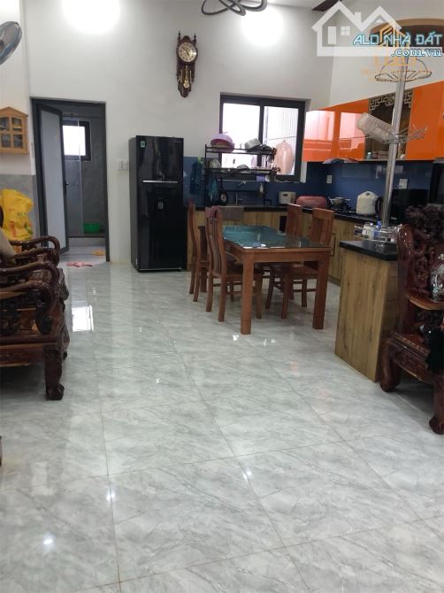 BÁN NHÀ 2 MÊ PHƯỜNG TÂN LỢI HẺM NGUYỄN HỮU THẤU, DT: 5x23,25M, ĐÔNG NAM, GIÁ: 3,95 TỶ - 2