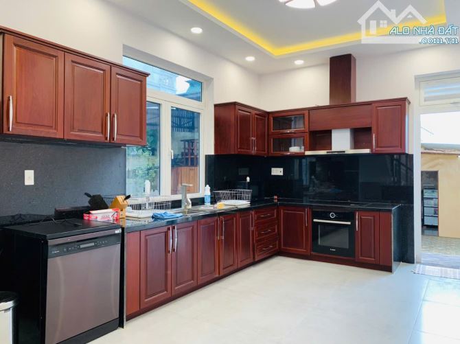 Bán Villa Mặt tiền đường Ngô Tất Tố, Phường 8, Đà Lạt - 2