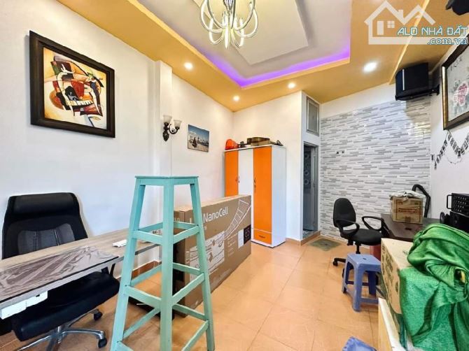 50m², Chỉ 4,1 Tỷ ! Bán Nhà Đường Trần Quý Cáp 50m², 2 Tầng, Phường 11, Chỉ 4,1 Tỷ - 2