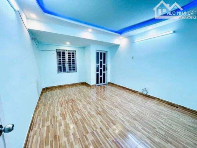 50m², chỉ 5,5 tỷ! Bán nhà Nguyễn Cửu Vân 50m² (3,8m x 15m), 2 tầng, Phường 17, chỉ 5,5 tỷ. - 2