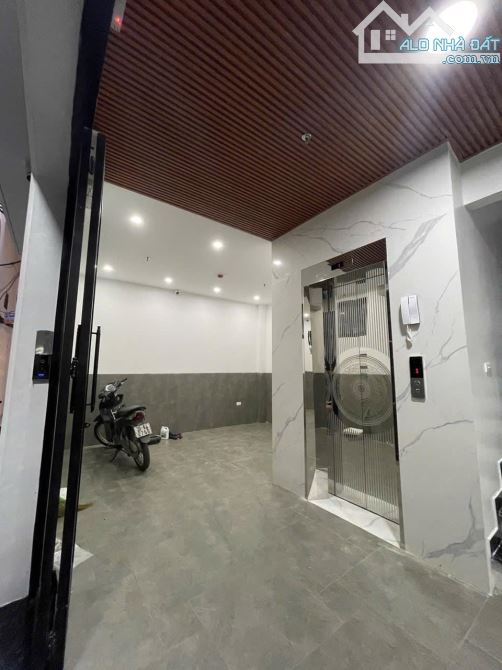 Toà CCMN Hạ Yên Quyết, 65m2*5T thang máy, 3 thoáng, PCCC đầy đủ, 13P KK, dt 80 triệu/ th - 3
