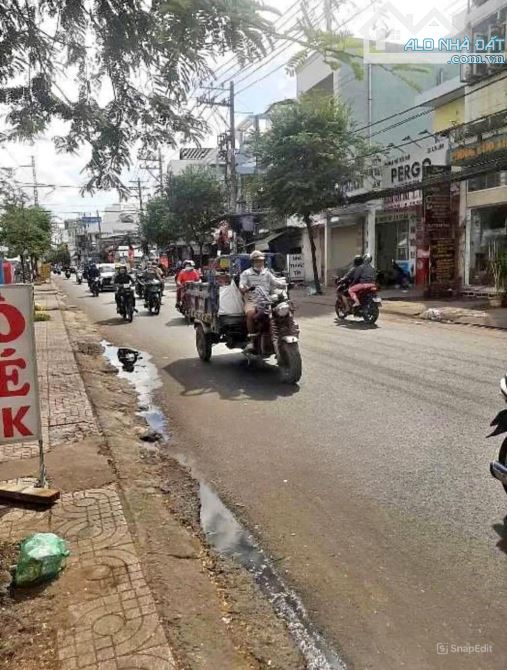 Bán dãy trọ 20 phòng mặt tiền đường nhựa ngay KCN Đức Hòa 3 Long An giá 1 tỷ 050 - 3