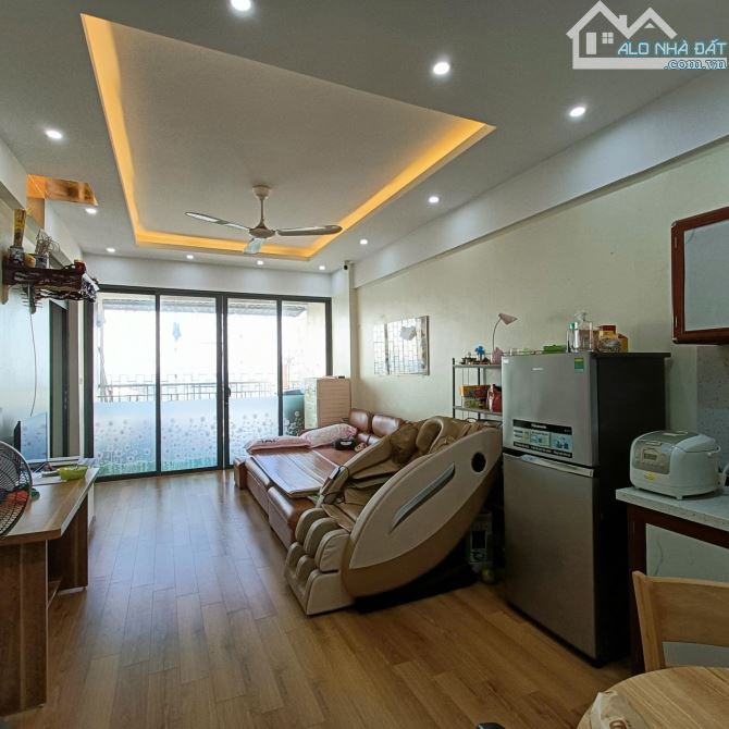 SIÊU ĐẸP - CHUNG CƯ ĐỀN LỪ - 65M2 - TRUNG TÂM - 2 THOÁNG - GẦN PHỐ - 3,63 TỶ. - 3