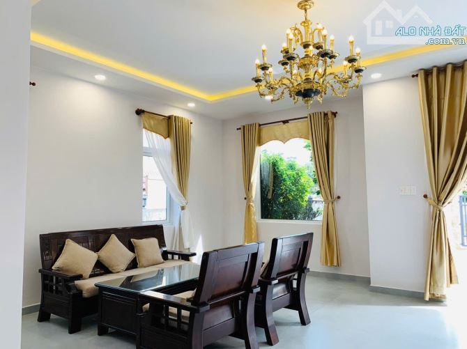 Bán Villa Mặt tiền đường Ngô Tất Tố, Phường 8, Đà Lạt - 3