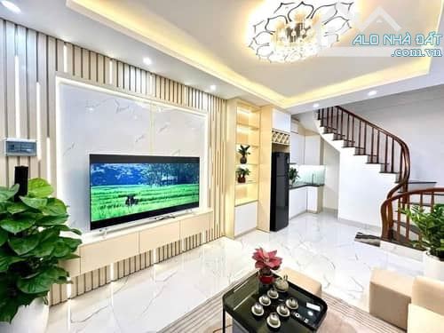 Bán nhà Trương Định, Thoáng vĩnh viễn, Nở hậu đẹp, Full nội thất - 3