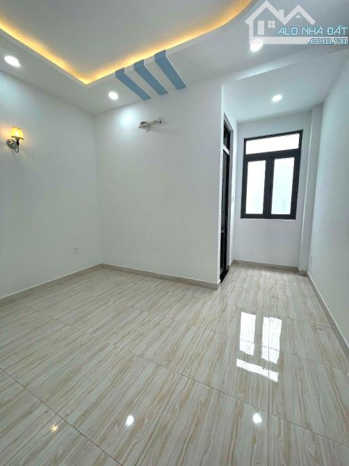 BÁN NHÀ BÌNH TÂN - HẺM Ô TÔ - 4 TẦNG - NHÀ ĐẸP - 65M2 - NHÀ MỚI KENG - NHỈNH 5 TỶ. Diện tí - 3