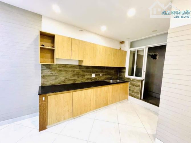 50m², chỉ 5,5 tỷ! Bán nhà Nguyễn Cửu Vân 50m² (3,8m x 15m), 2 tầng, Phường 17, chỉ 5,5 tỷ. - 4