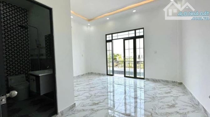 NHÀ THIẾT KẾ HIỆN ĐẠI 100M2 NẰM NGAY TRÊN ĐƯỜNG NGUYỄN HỮU TRÍ-BÌNH CHÁNH - 5