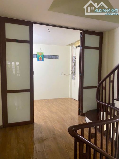 Bán nhà Phan Kế Bính, Ba Đình, 40m2 MT 3.5m, ngõ ba gác thông, kinh doanh, sổ vuông - 5