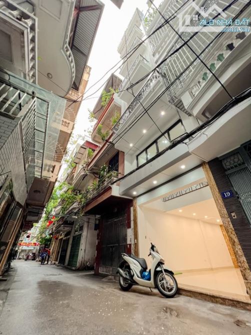 Bán nhà phân lô Hoàng Văn Thái, Thanh Xuân. DT36m, 8 tầng, Mt3m7 Giá 14.8 tỷ có thỏa thuận
