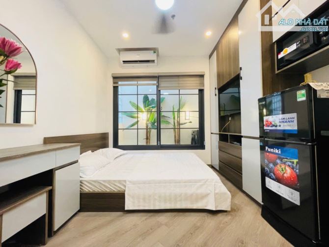 Nhà dân xây 5 tầng Hồng Tiến- Ngọc Lâm- Long Biên.  DT 52m2, Ô tô, Kinh doanh, Giá 9.6 tỷ