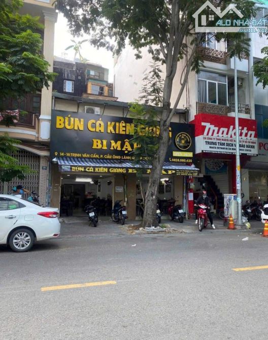 Cho thuê nguyên căn mở cafe MT Trinh Văn Cấn, Q1. DT: 8x17m, Kc: trệt 1 lầu